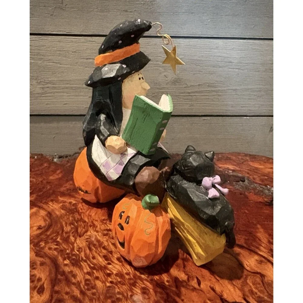 Vintage Eddie Walker Halloween Witch N Spells Figurine Used